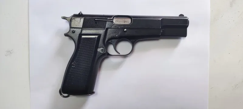 Polis Silahı Browning Balıklı Model Tek Emniyetli