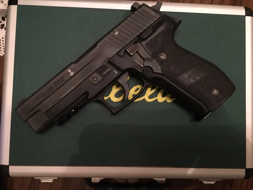 Sig Sauer P226 Mk25 - 2
