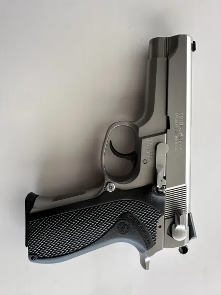 Smith Wesson 5906