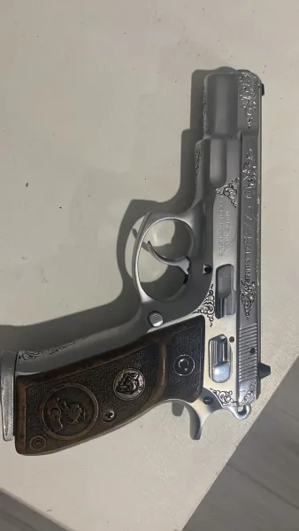 Emekli Polisten Cz 75