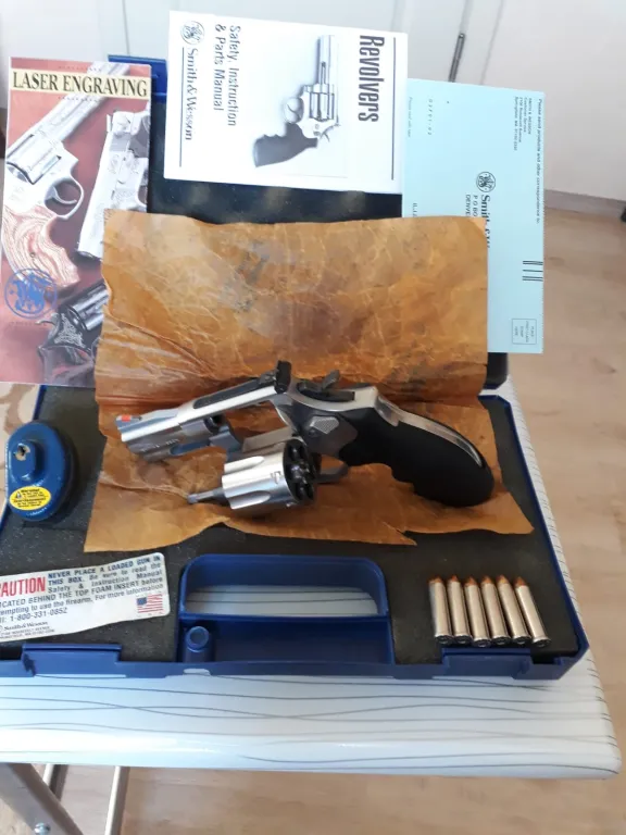 Tertemiz Smith Wesson 357 Magnum - 2