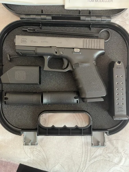Glock 19