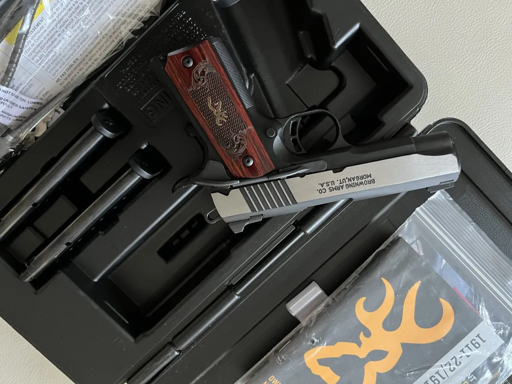 Browning 1911 380 Black Label Madallion Compact - 5