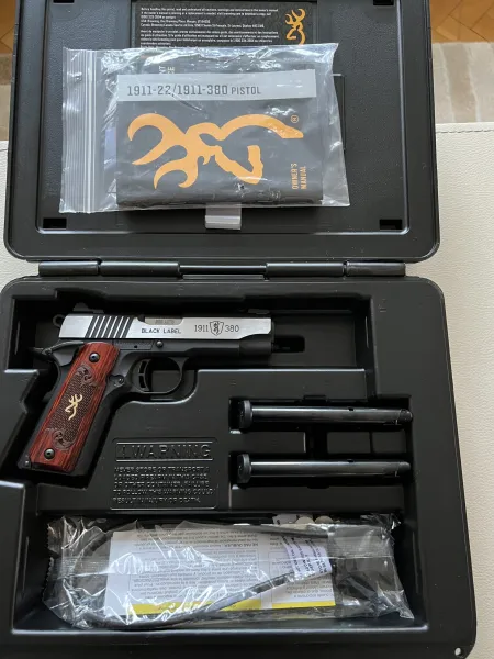 Browning 1911 380 Black Label Madallion Compact