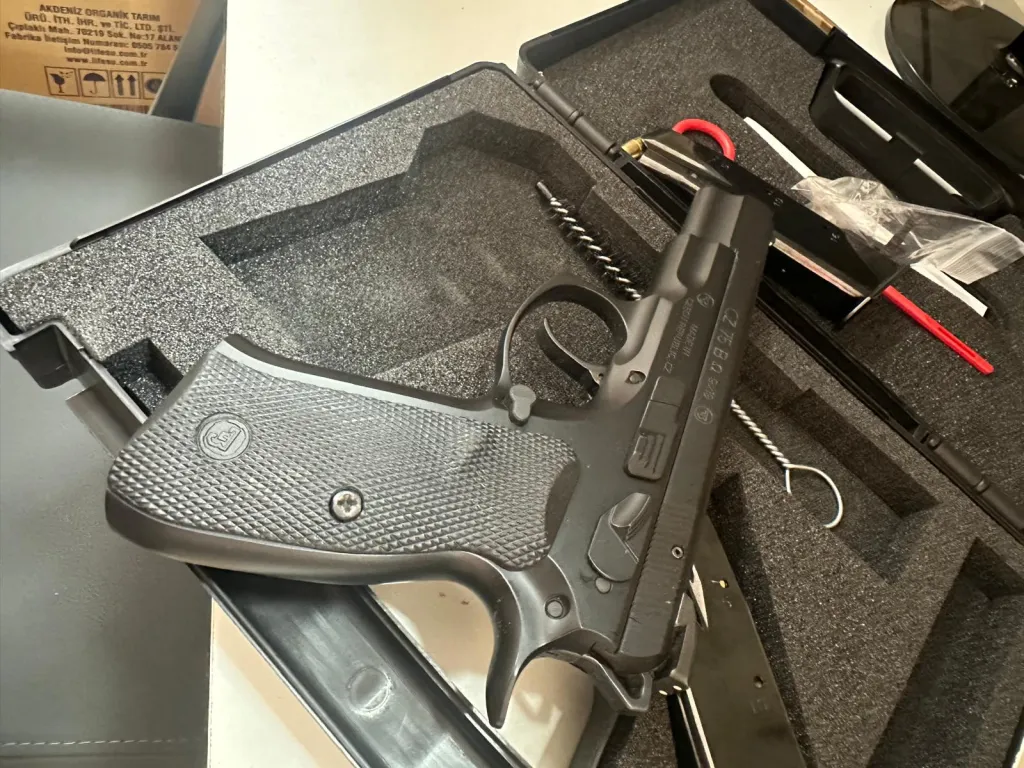 Cz 75 B Sifir Ayarinda - 4