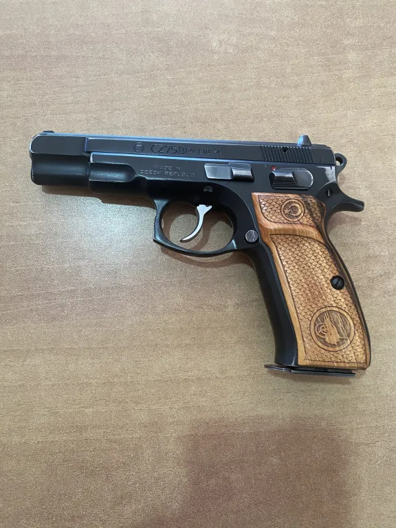 Temiz Kullanılmış Polisten Cz - 3