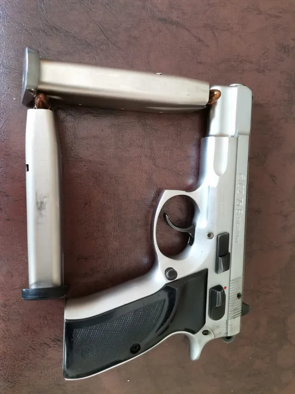 Poli̇sten Temi̇z Cz - 3