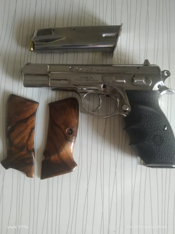 Poli̇s Ten 94 B Seri̇si̇ Cz 75 - 3