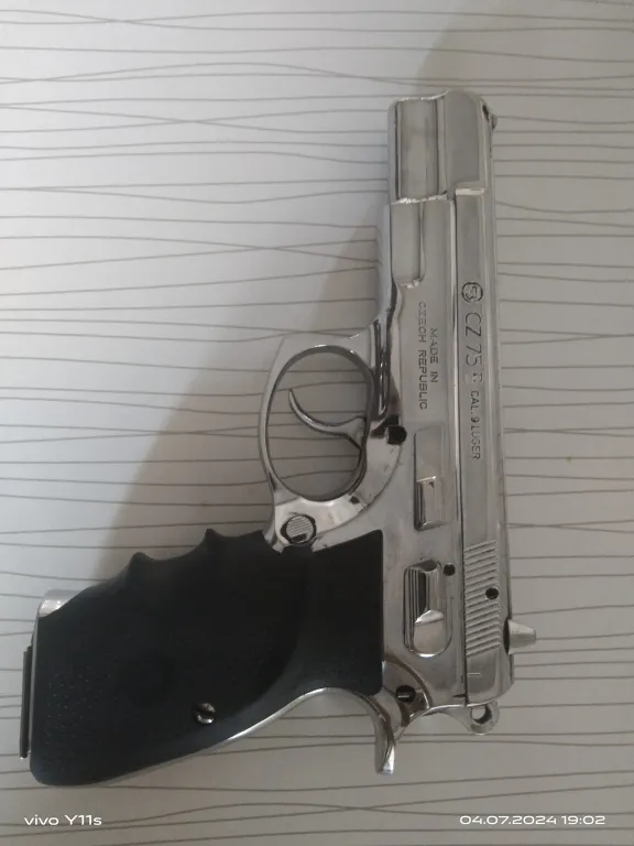 Poli̇s Ten 94 B Seri̇si̇ Cz 75