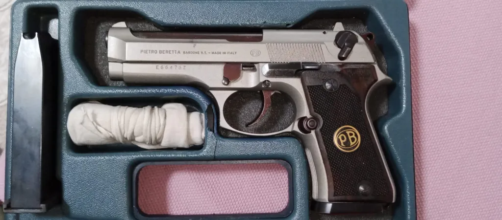 Polis Memurundan Temiz Çok Az Kullanılmış Beretta Compact - 5
