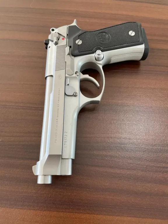 Yargı Mensubunun Koleksiyonundan Beretta 92 Fs İnox Modeli - 5