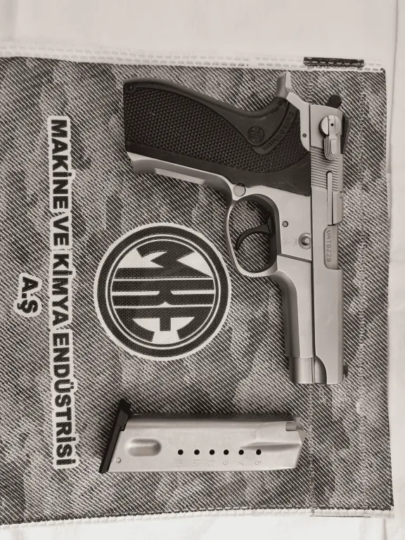 Sıfır Ayarında Smith Wesson 5906 - 2