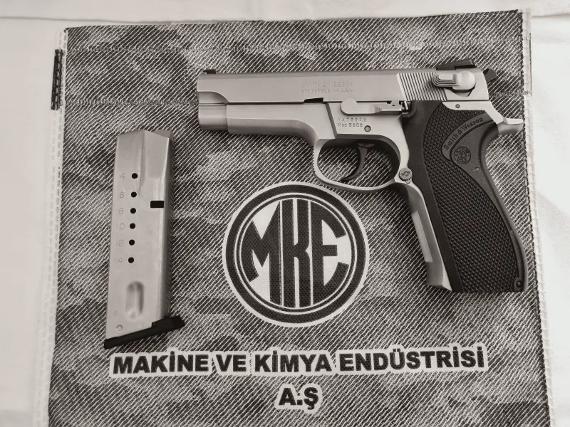 Sıfır Ayarında Smith Wesson 5906