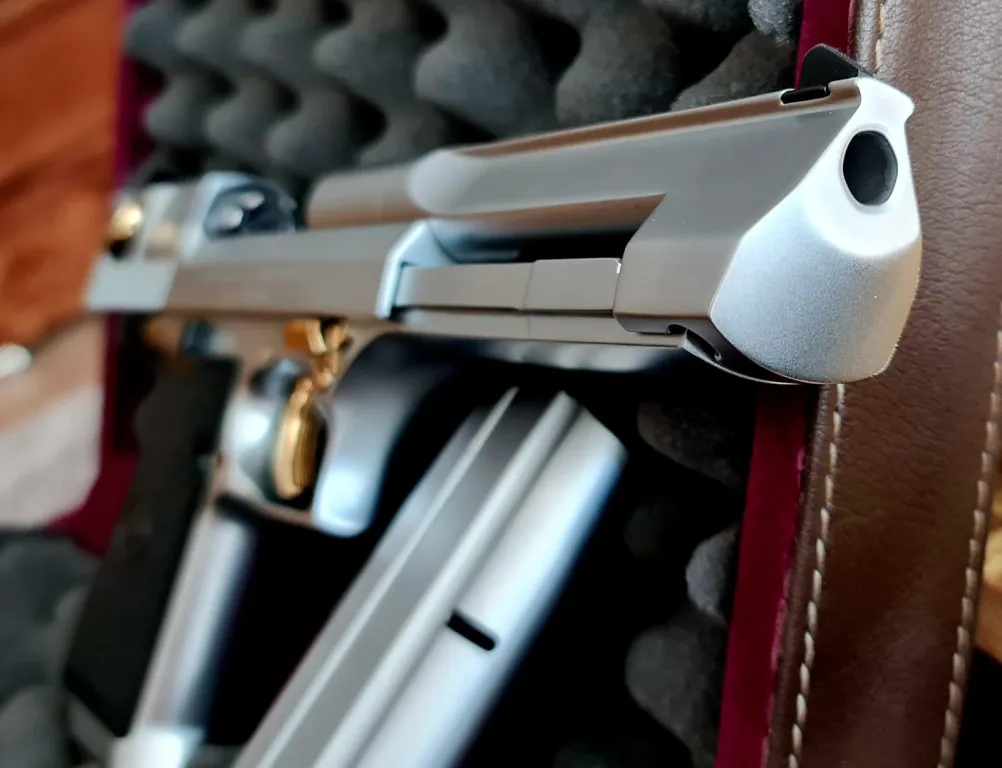 Desert Eagle 357 Magnum - 1