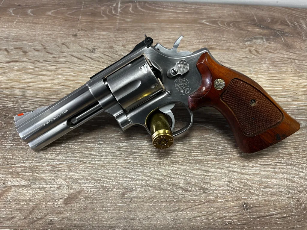 357 Smi̇th Wesson - 1
