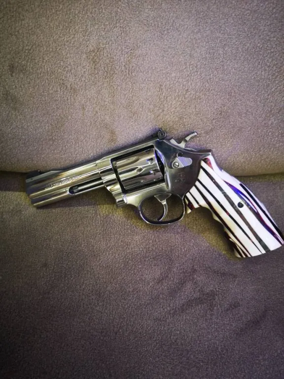 Smith Wesson 22 Lr 4 - 1