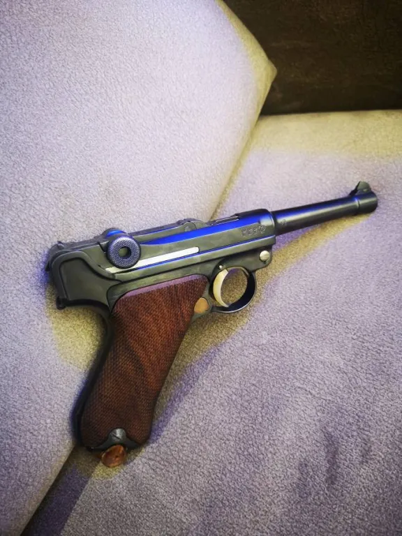 Luger P08 1911 - 5