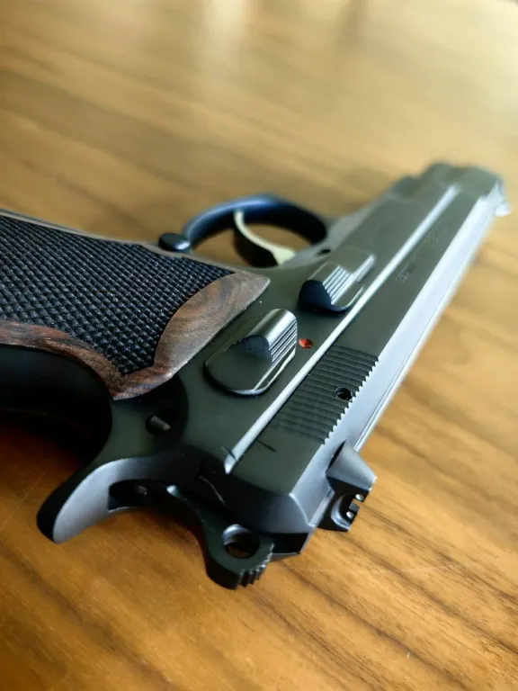 Cz 75 B - 4