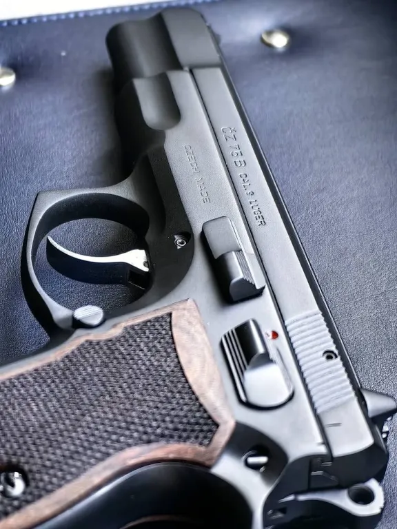Cz 75 B - 3