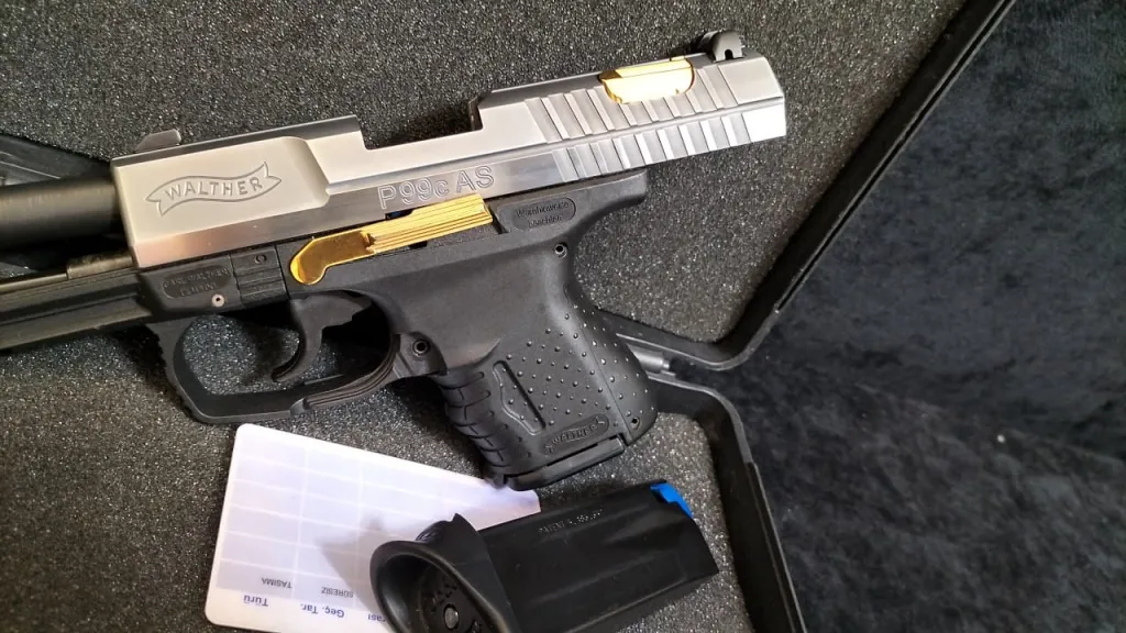 Walther P99 As Sifir Ayarinda Compac Modeli̇ Kusursuz Çi̇ft Haraketli̇