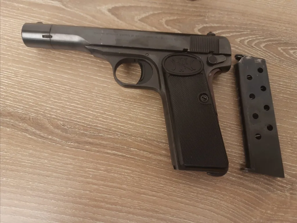 Yüksüklü Browning - 2