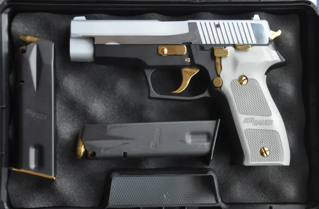 Si̇g Sauer P 226 - 4