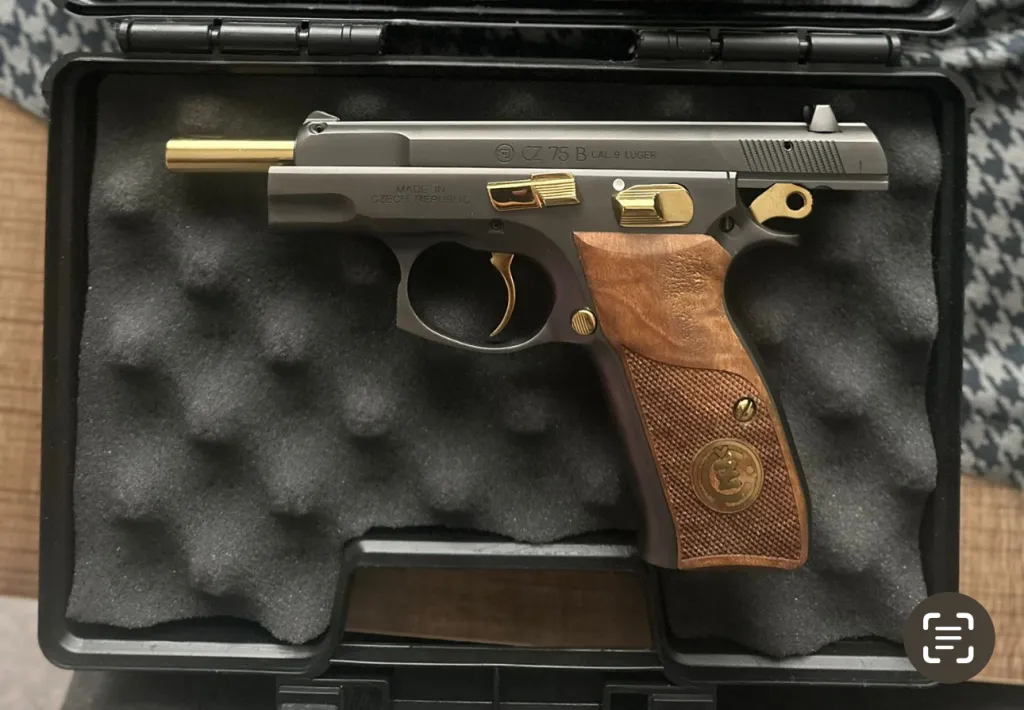 Memurdan Temiz Cz 75 B Eşsiz Temizlikte - 1