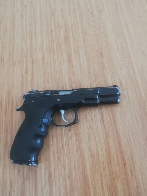 1997 Model Cz 75 B Cal 9 Luger Si̇lah - 1
