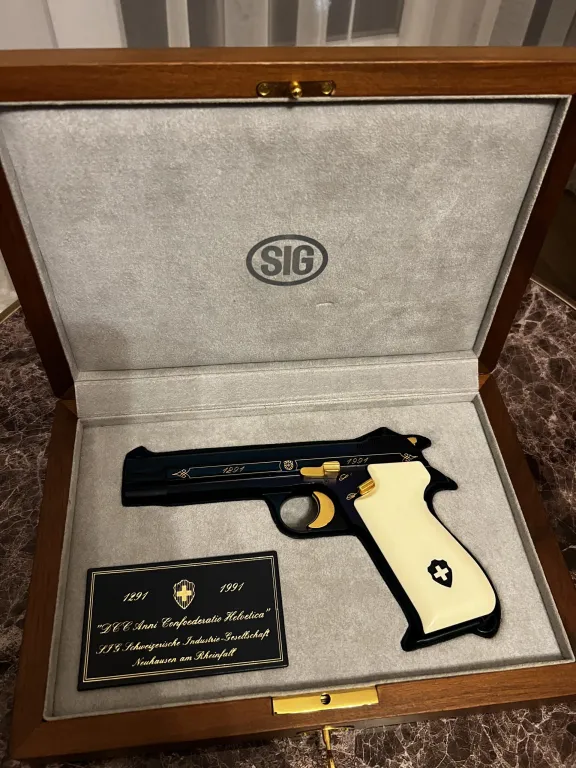 Si̇g Sauver Blue Helveti̇ca P210 - 2
