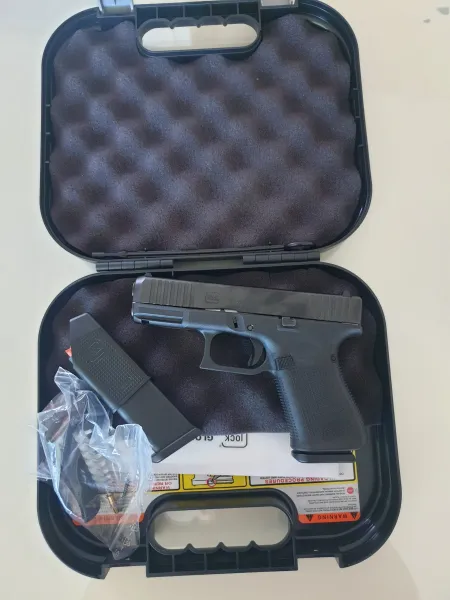 Memurdan Sıfır Clock 19 Gen 5 Marka