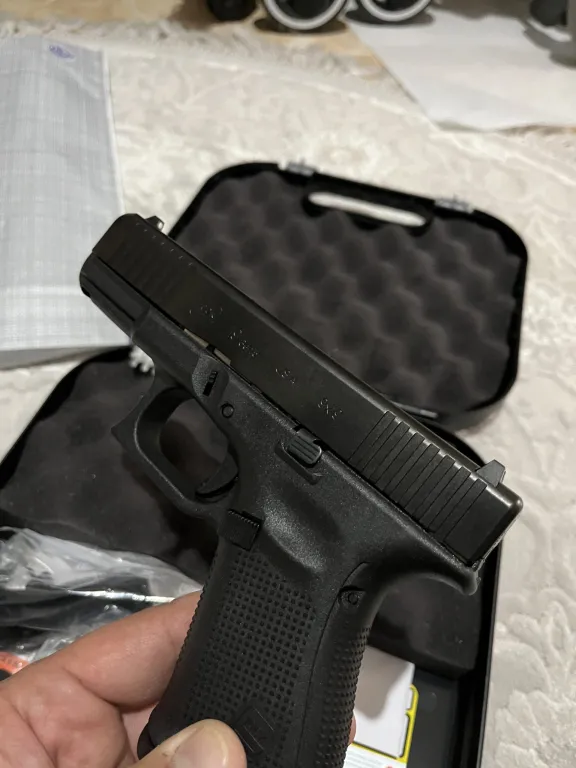 Sifir Kutusunda Sürgü Çeki̇lmemi̇ş Glock 19 Gen 5 - 4