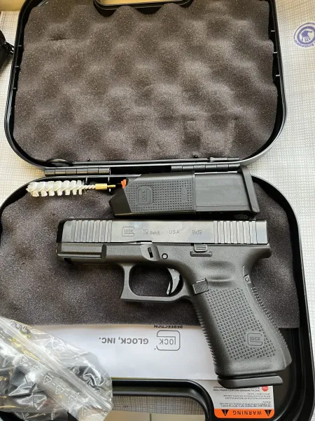 Sifir Kutusunda Sürgü Çeki̇lmemi̇ş Glock 19 Gen 5