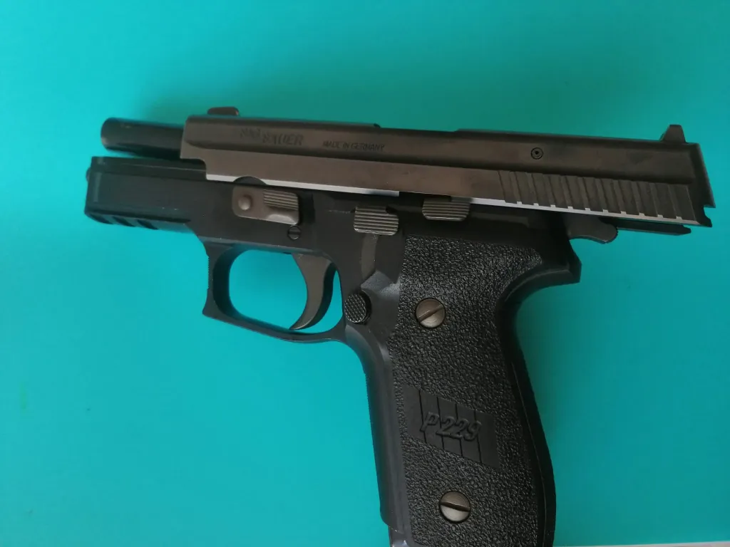 Si̇g Sauer P229 Two Tone Alman Yapimi - 3