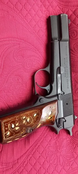 Emniyet Mensubundan Tertemiz Silah