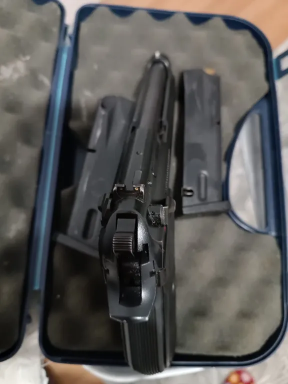 İtalyan Beretta Fs 92 - 2