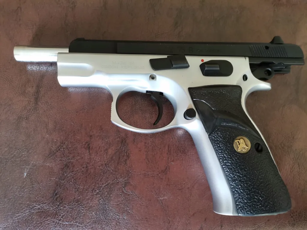 Emsalsi̇z Temi̇zli̇kte Cz 75B Poli̇sten Satilik - 3