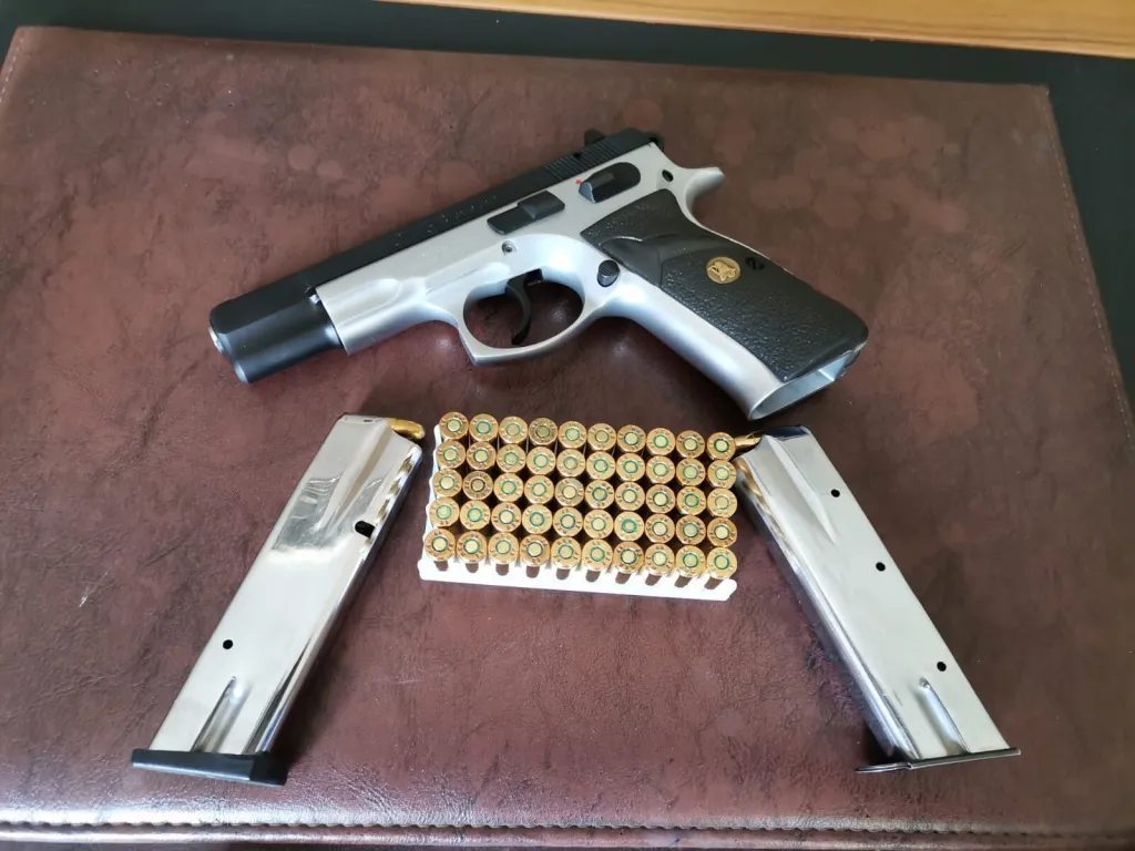Emsalsi̇z Temi̇zli̇kte Cz 75B Poli̇sten Satilik - 2