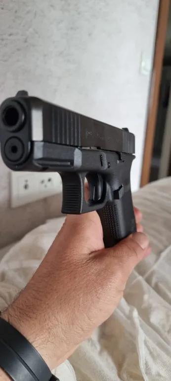 Glock G 19 Gen5 - 2