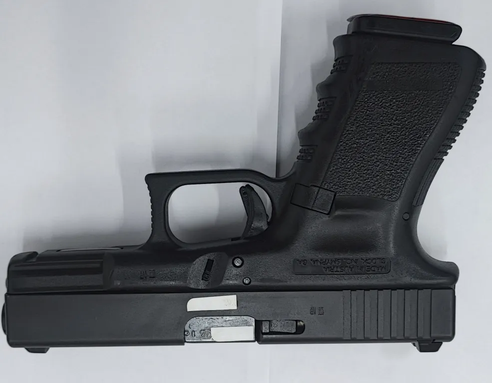 Glock 9X19 Gen 3 - 4