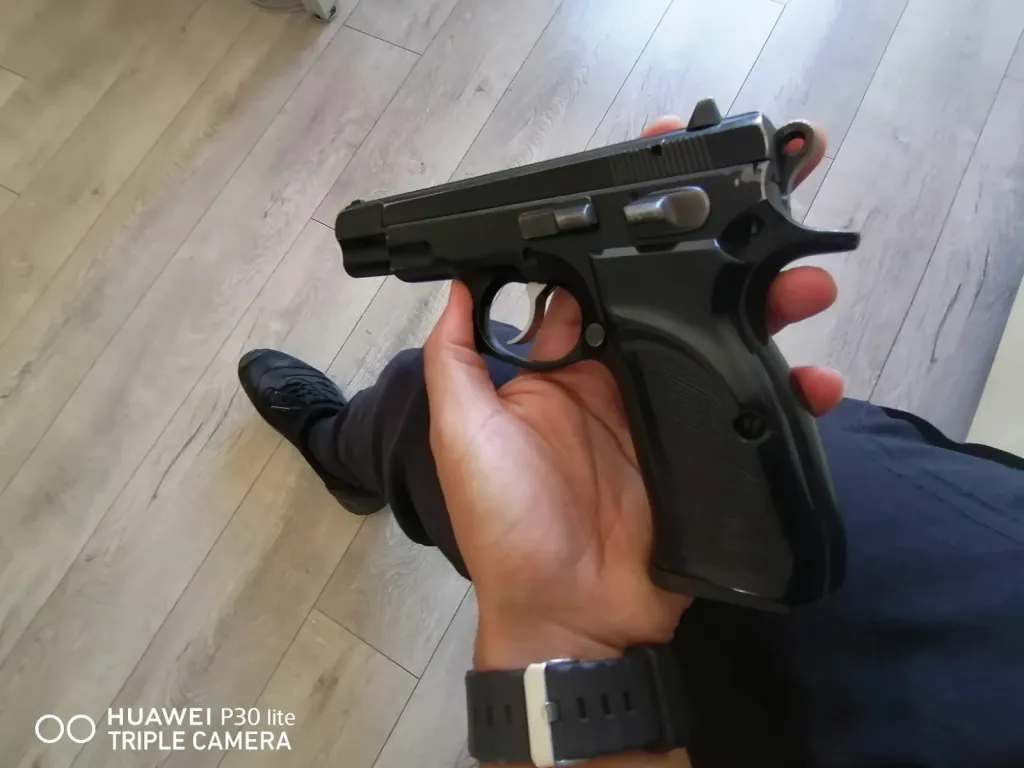 Kamu Personeli̇nden Cz 75 B - 4