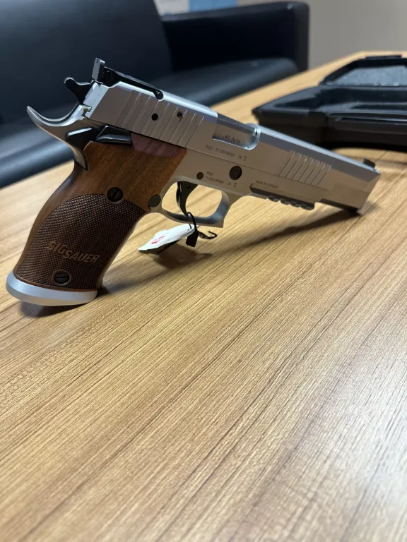 Si̇gsauer X Six - 3