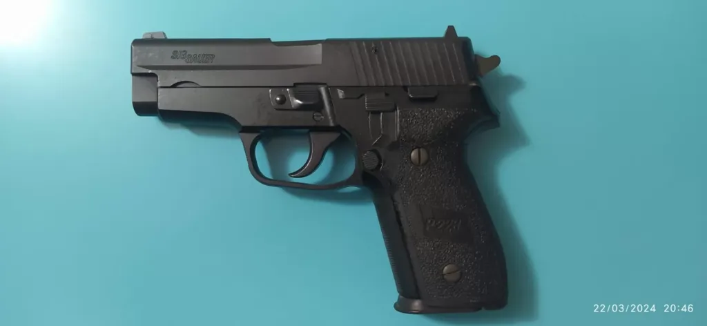 Si̇g Sauer P 228 - 1