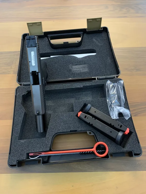 Cz P10C - 3