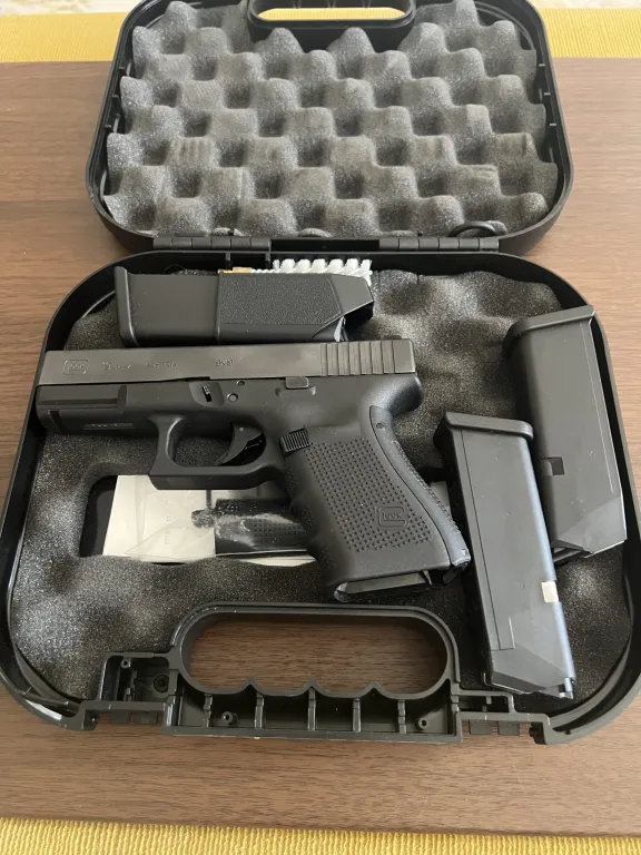 Glock 19 - 2