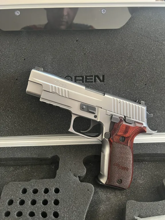 Sig Sauer P226 Elite - 2