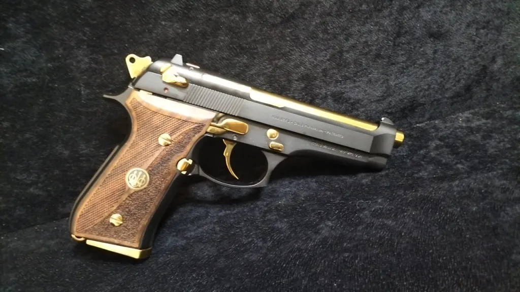 İlk Sahi̇bi̇nde Satlik Beretta 92 Fs 9Mm Kusursuz Çft Şarjörlü Temi̇zleme Aparati Mevcut - 1