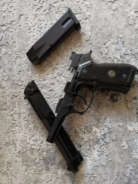 Beretta 92 Fs - 3