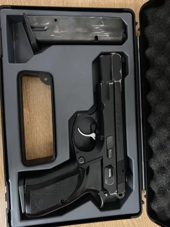 Cz 75 B - 4