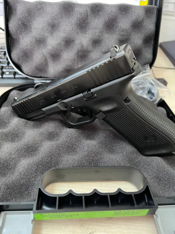 Glock 17 Gen 5 - 3