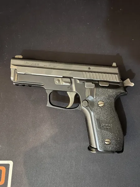 Sig Sauer P229